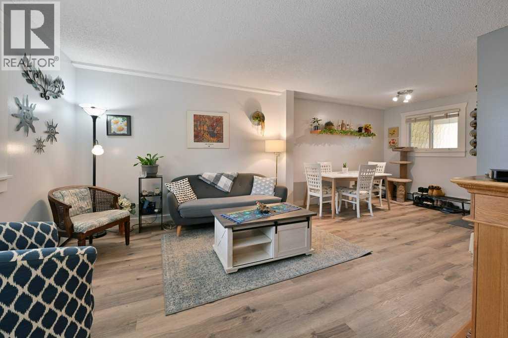 5, 7740 Hunterview Drive Nw, Calgary, Alberta  T2K 5C9 - Photo 3 - A2286831