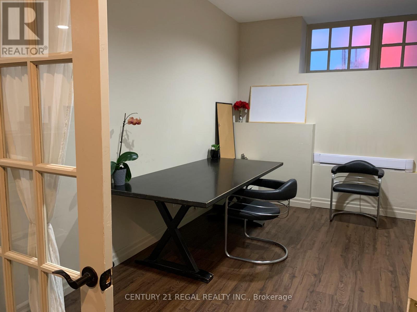 101b - 1291 Queen Street W, Toronto, Ontario  M6K 1L6 - Photo 4 - W12966148