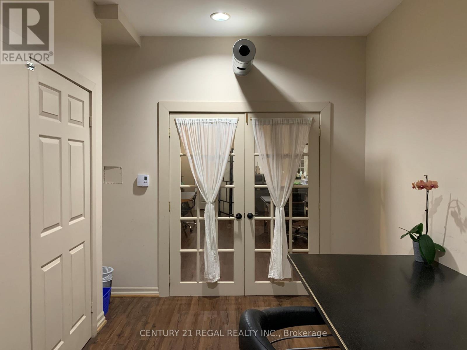 101b - 1291 Queen Street W, Toronto, Ontario  M6K 1L6 - Photo 7 - W12966148