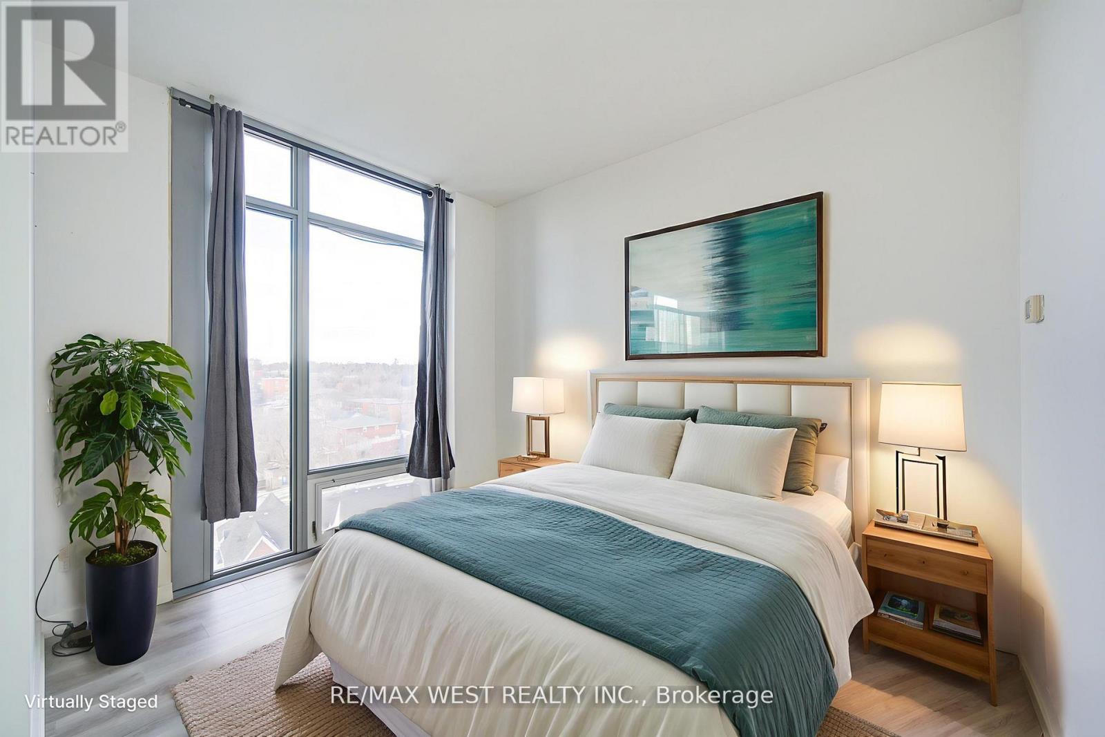 813 - 103 The Queensway W, Toronto, Ontario  M6S 5B3 - Photo 12 - W12966156