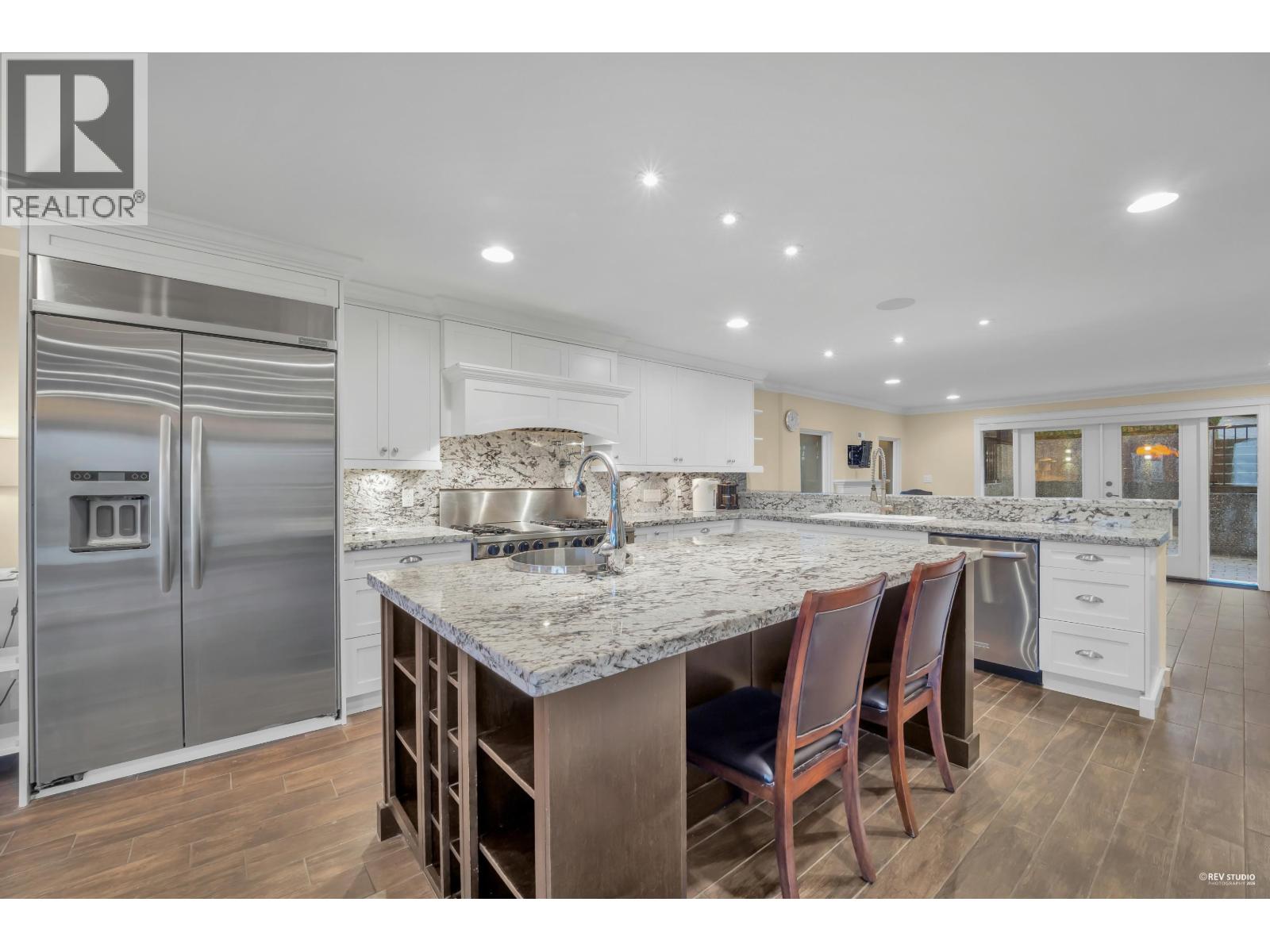 5807 Highfield Drive, Burnaby, British Columbia  V5B 1E4 - Photo 14 - R3107395