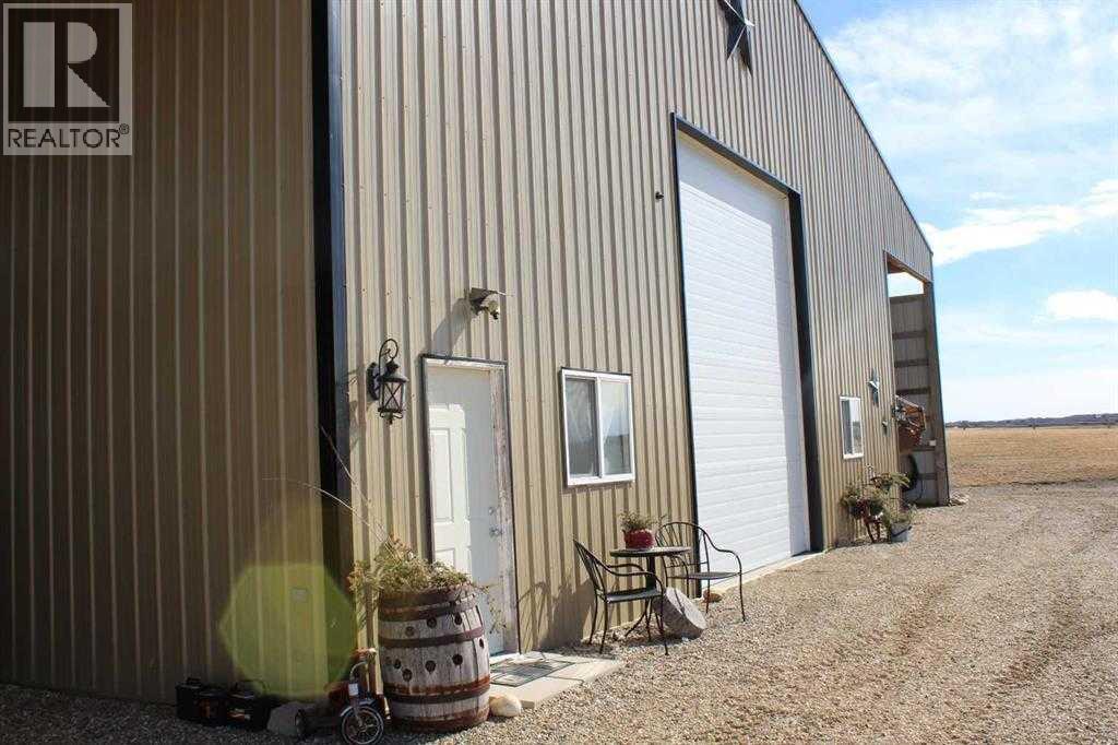 264202 Lochend Road, Rural Rocky View County, Alberta  T4C 1A2 - Photo 31 - A2299356