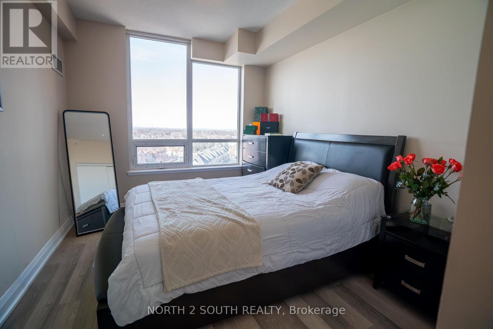 1012 - 85 North Park Road, Vaughan, Ontario  L4J 0H9 - Photo 7 - N12836610