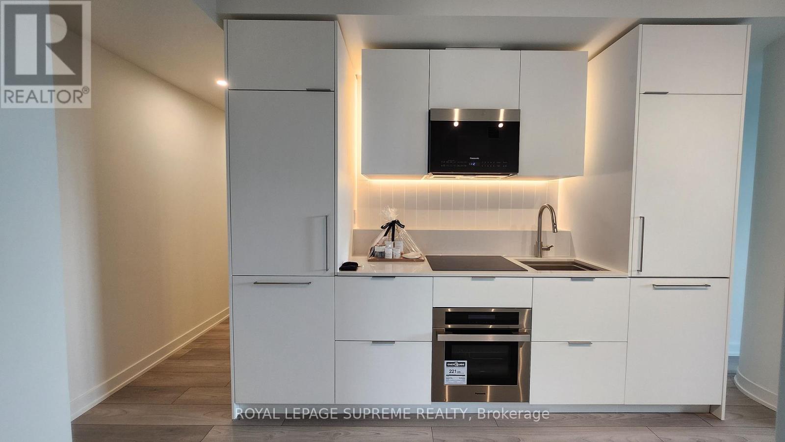 418 - 1 Fairview Road E, Mississauga, Ontario  L5A 0B4 - Photo 5 - W12807996