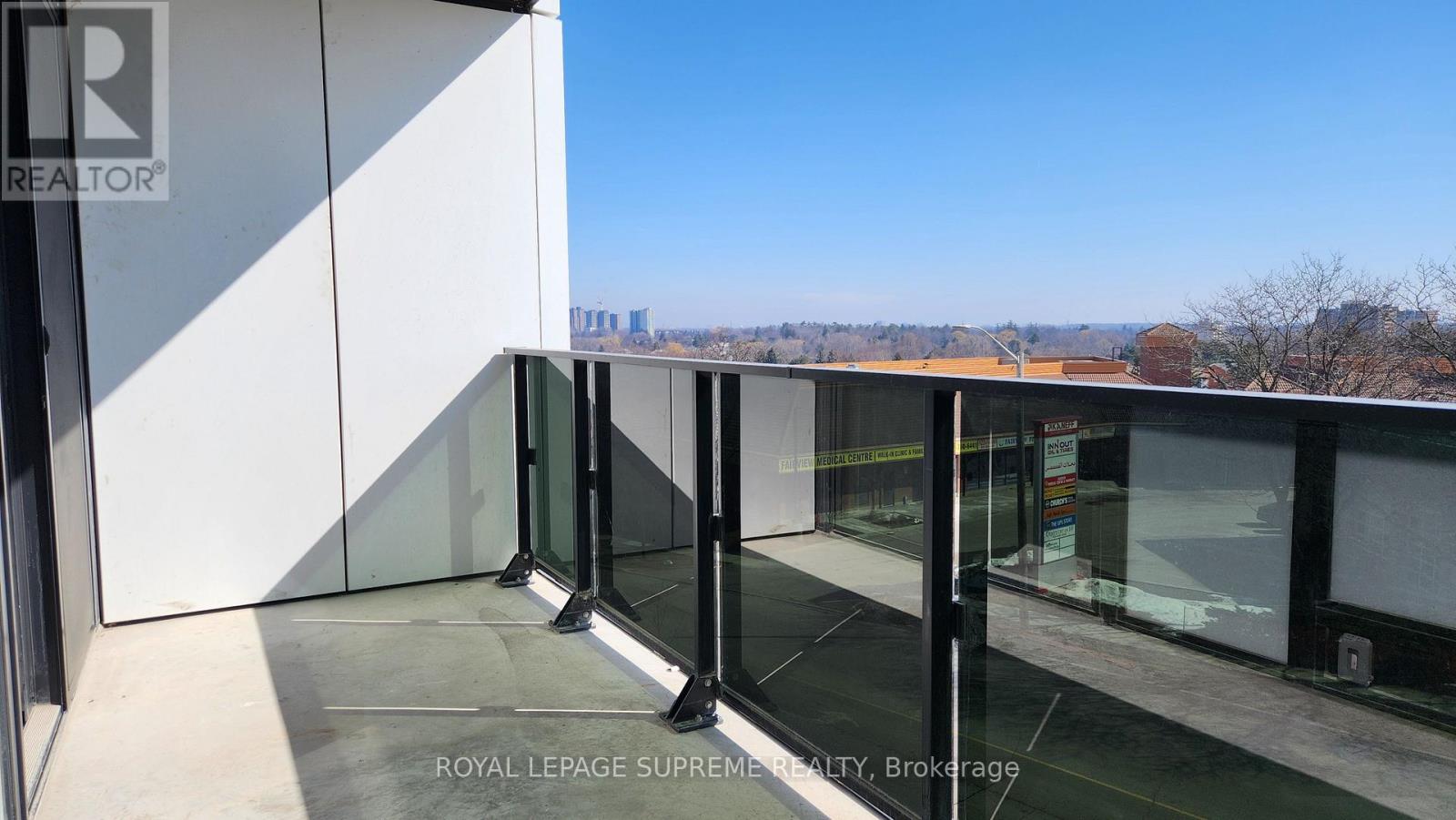 418 - 1 Fairview Road E, Mississauga, Ontario  L5A 0B4 - Photo 13 - W12807996