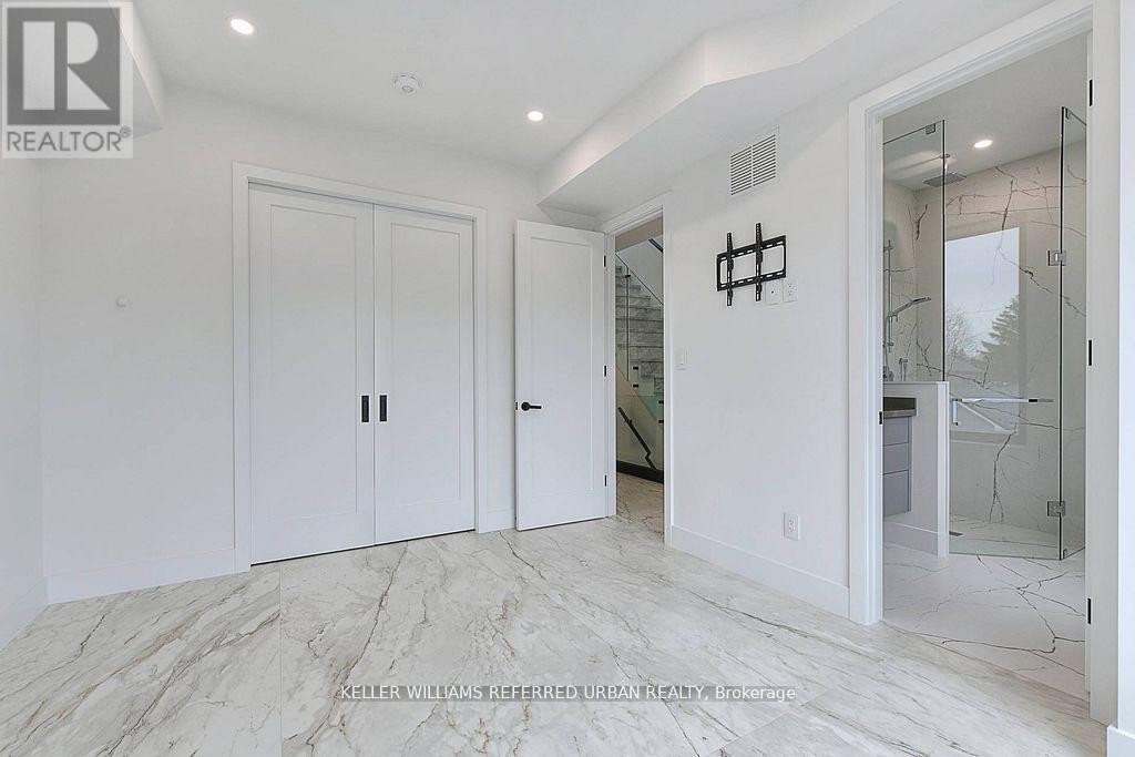 613 Harvie Avenue, Toronto, Ontario  M6E 4M4 - Photo 18 - W12964986