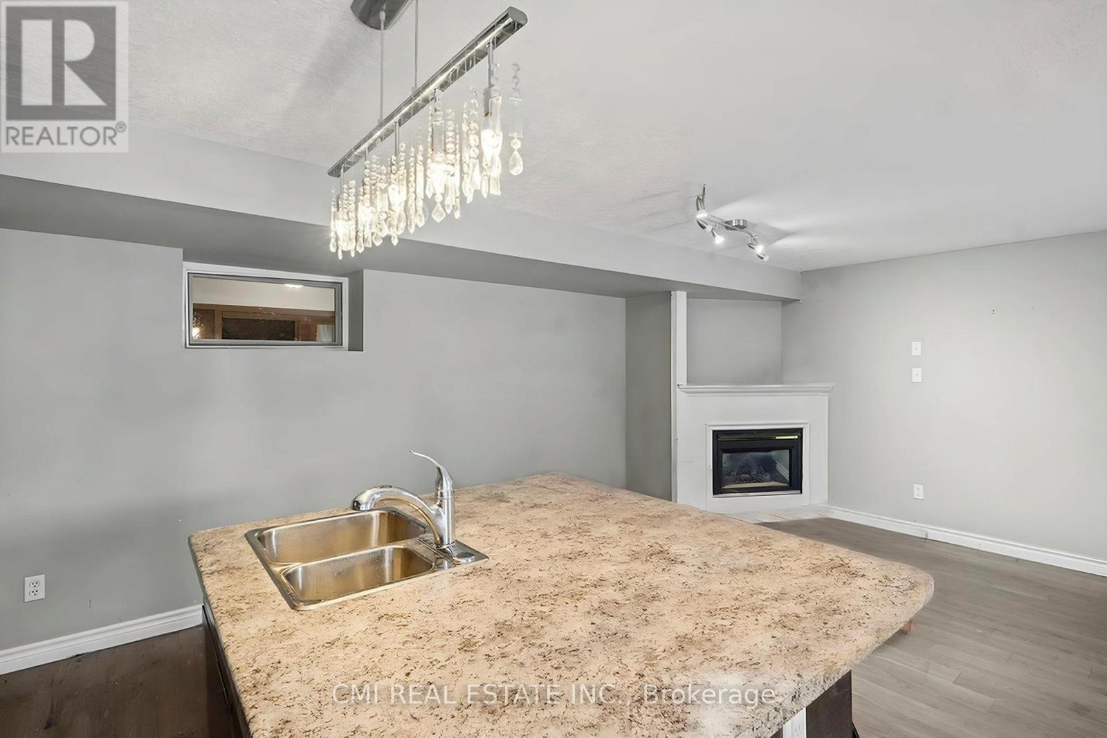 360 Culpepper Place, Waterloo, Ontario  N2L 5L3 - Photo 13 - X12966030