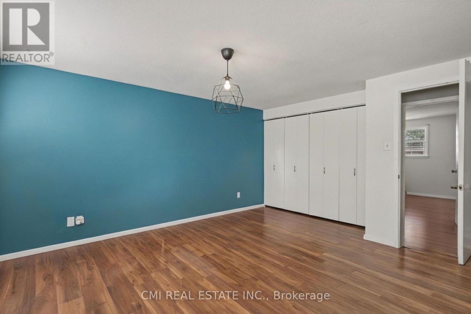 360 Culpepper Place, Waterloo, Ontario  N2L 5L3 - Photo 27 - X12966030