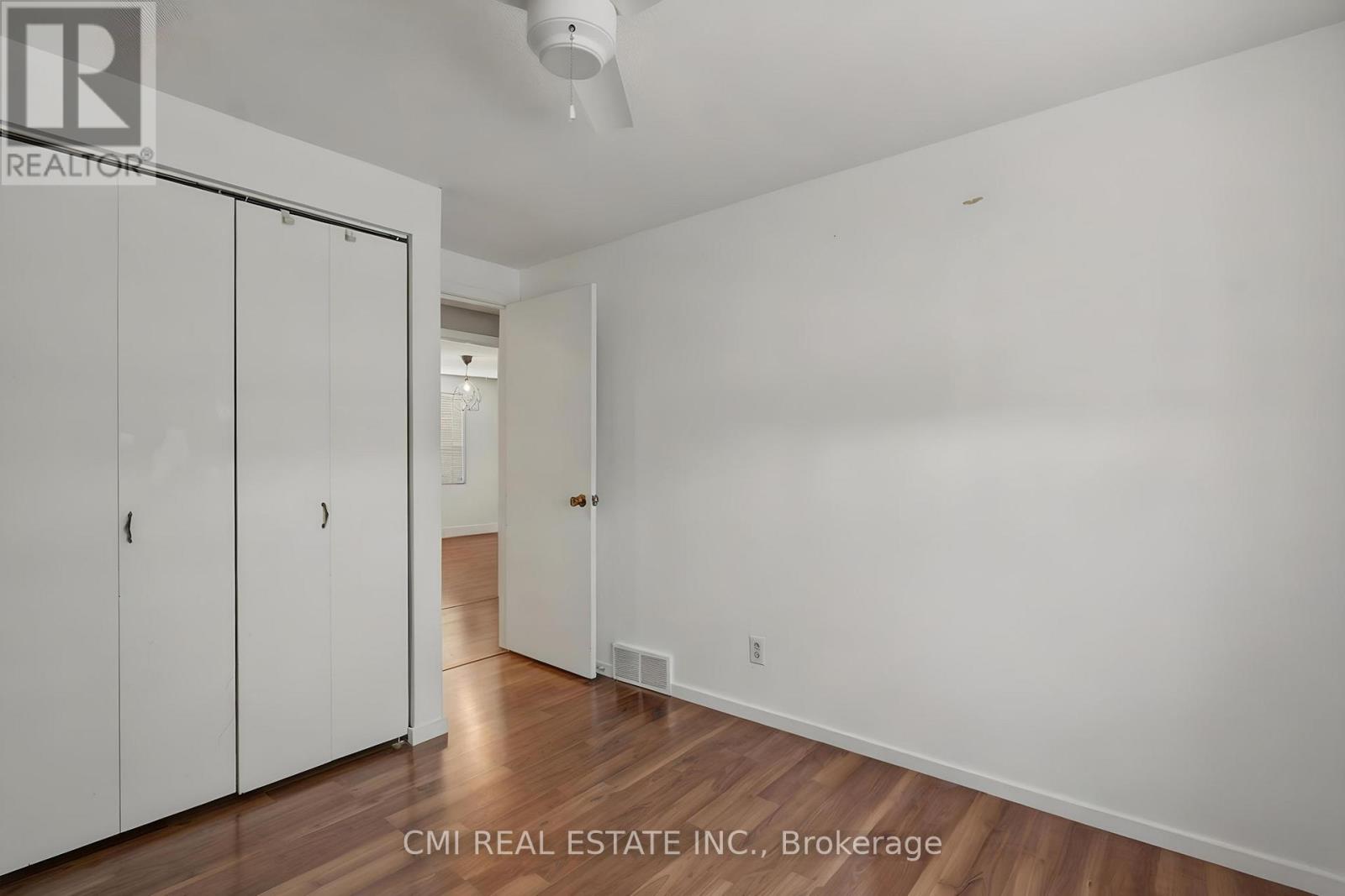 360 Culpepper Place, Waterloo, Ontario  N2L 5L3 - Photo 31 - X12966030