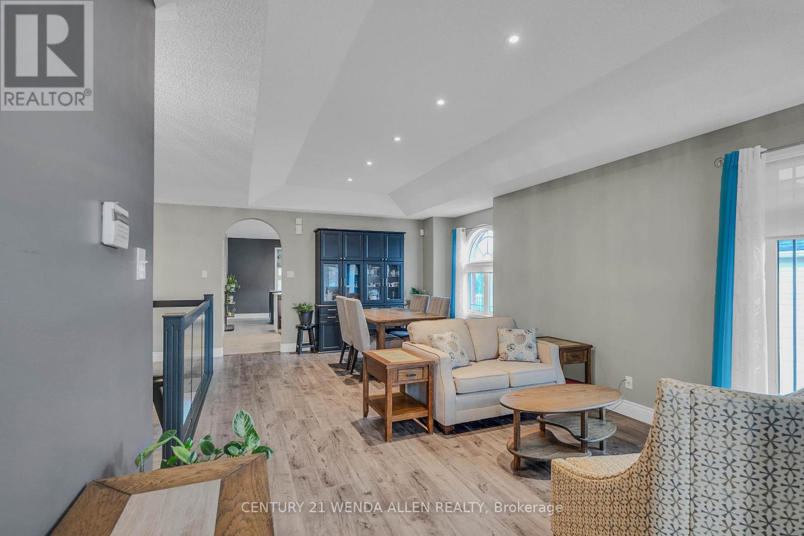 285 Woodward Avenue, Selwyn, Ontario  K9L 1K2 - Photo 6 - X12966052