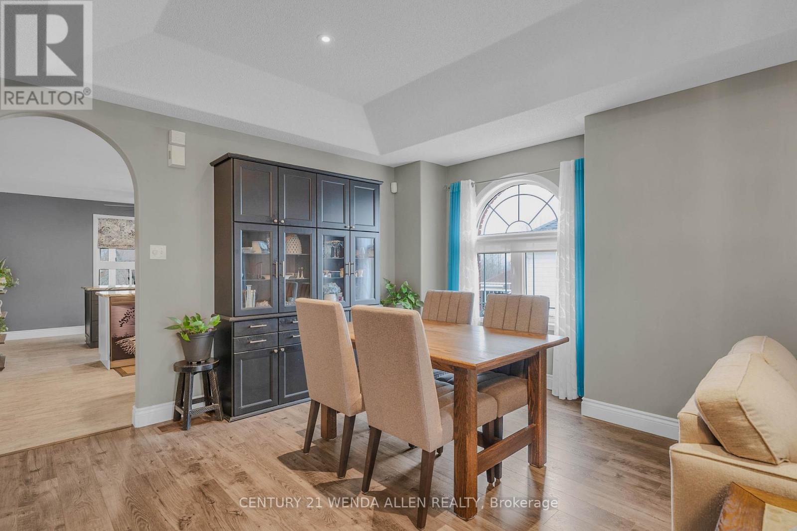 285 Woodward Avenue, Selwyn, Ontario  K9L 1K2 - Photo 8 - X12966052