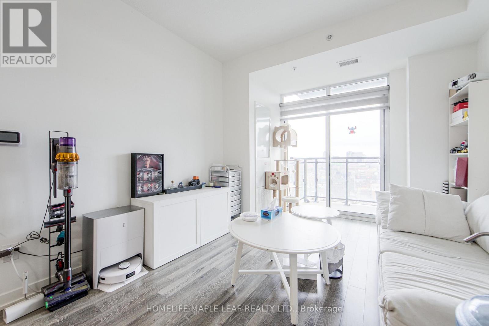 1402 - 128 King Street N, Waterloo, Ontario  N2J 0E9 - Photo 9 - X12966054