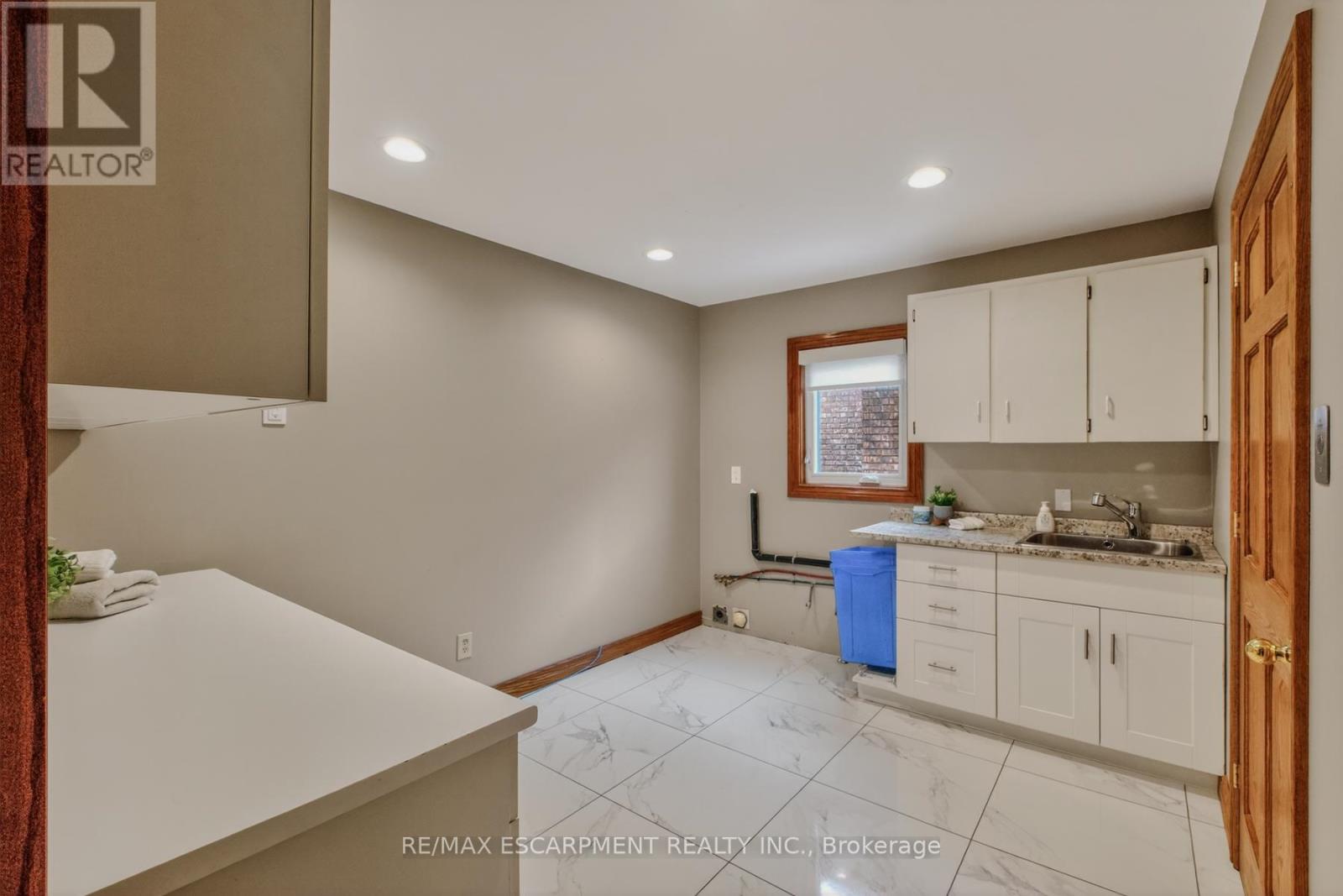 41 Candor Crescent, Hamilton, Ontario  L8E 4X6 - Photo 13 - X12966082