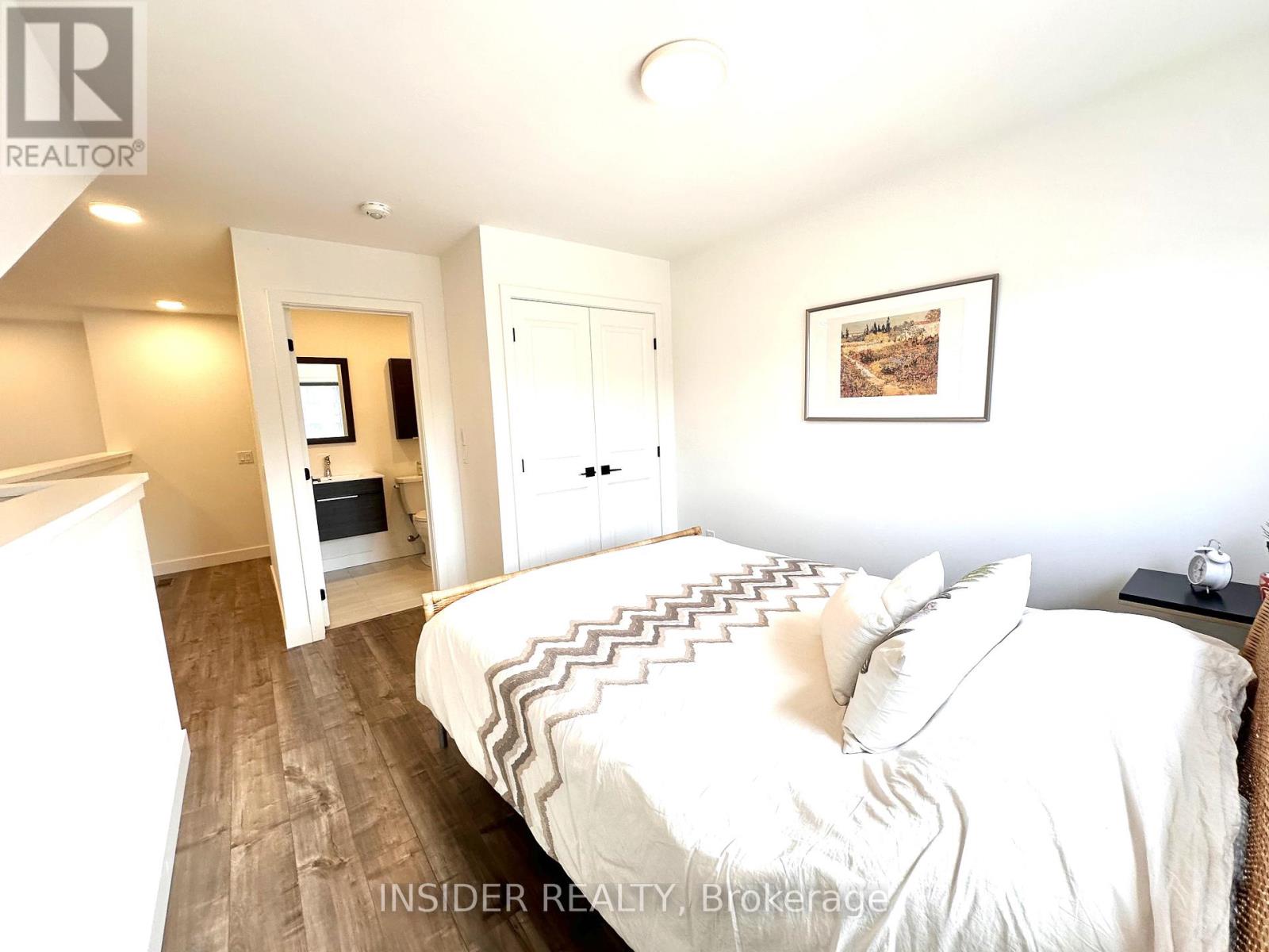 303 - 10 Beausoleil Lane, Blue Mountains, Ontario  L9Y 2X5 - Photo 11 - X12966144