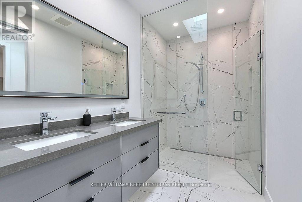 613 Harvie Avenue, Toronto, Ontario  M6E 4M4 - Photo 25 - W12964986