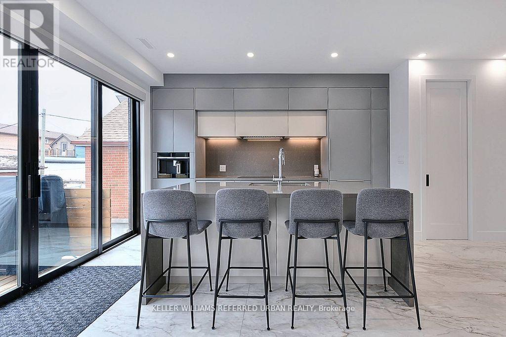 613 Harvie Avenue, Toronto, Ontario  M6E 4M4 - Photo 9 - W12964986