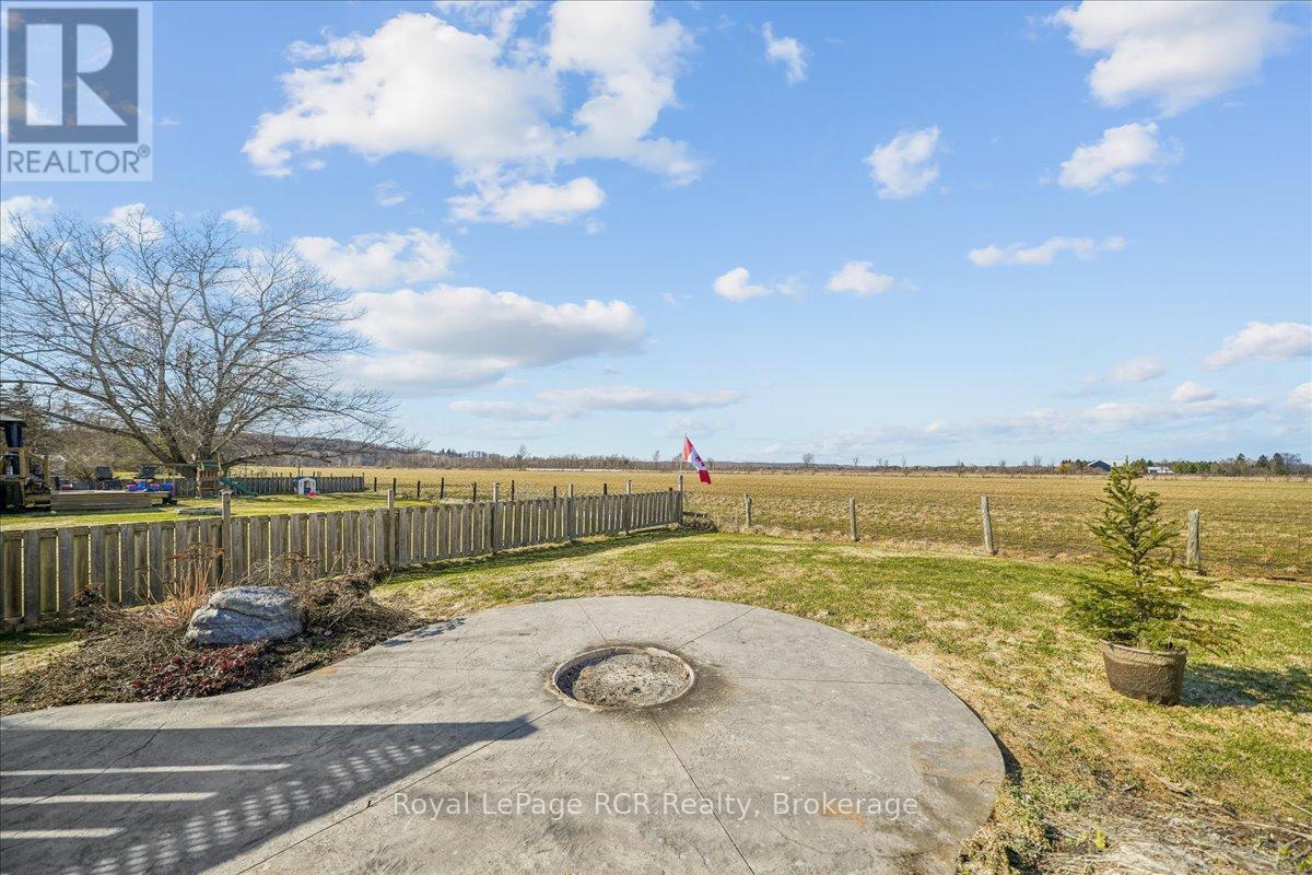883 30th Street W, Georgian Bluffs, Ontario  N4K 6V5 - Photo 41 - X12966186