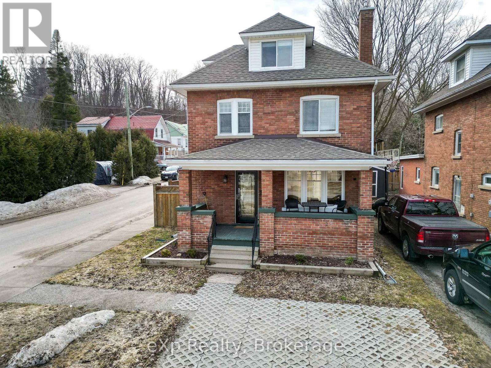 1144 4th Avenue W, Owen Sound, Ontario  N4K 4W4 - Photo 2 - X12966282