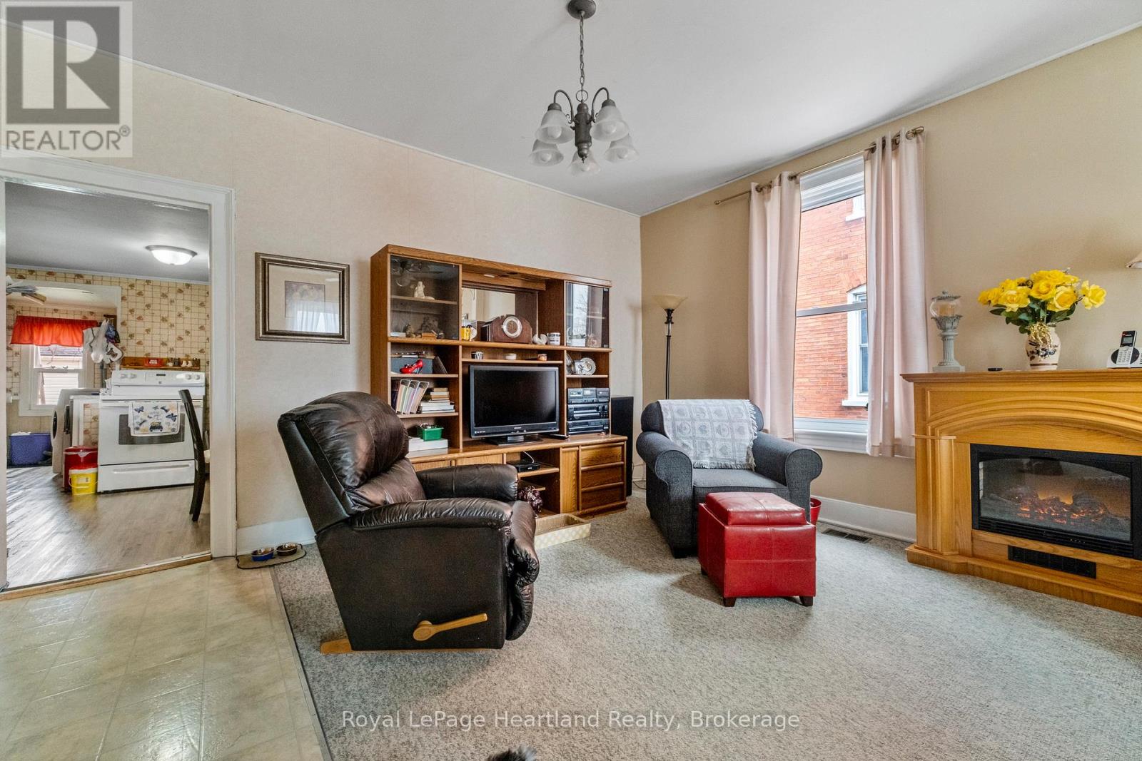 185 St David Street, Goderich, Ontario  N7A 1L9 - Photo 5 - X12966360