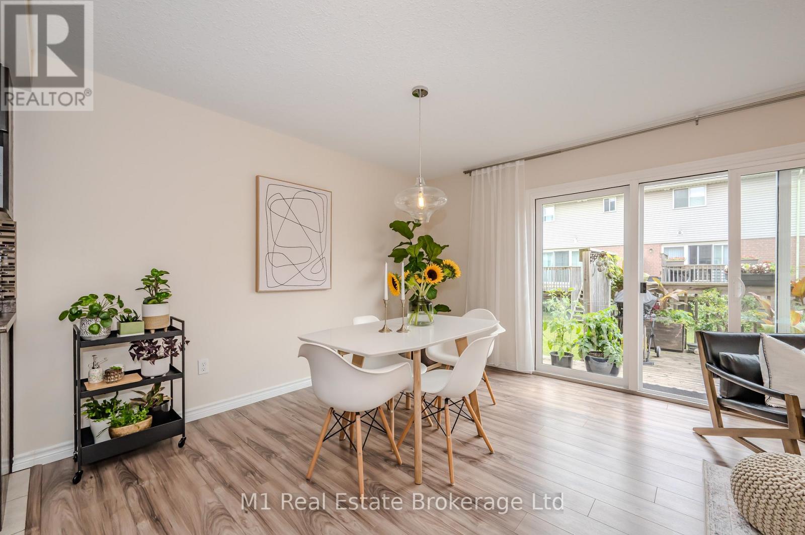 17 - 361 Arkell Road, Guelph, Ontario  N1L 1E5 - Photo 8 - X12966424