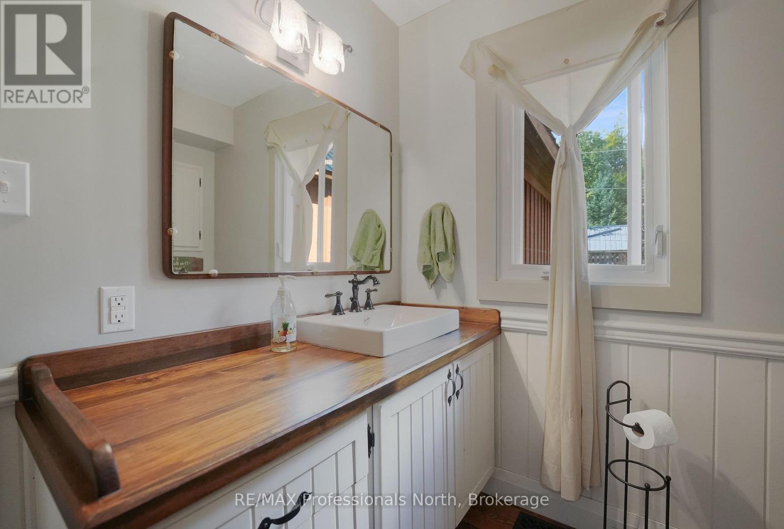 1342 Twelve Mile Lake Road, Minden Hills, Ontario K0M 2K0 - Photo 17 - X12966468