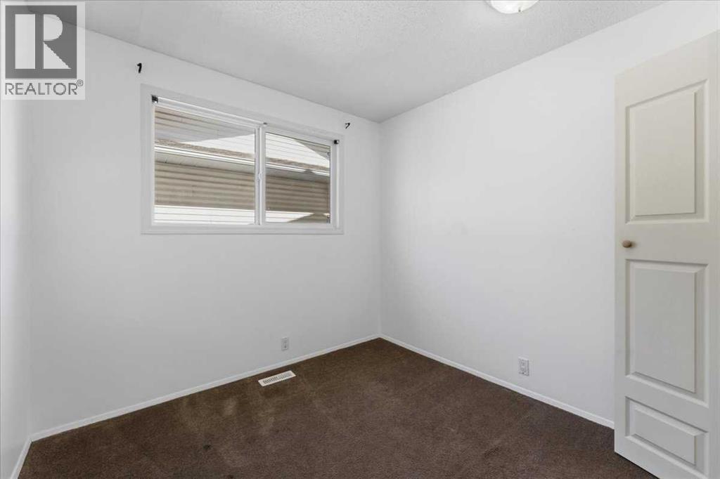 716 Whitemont Drive NE, Calgary, Alberta  T1Y 2Z8 - Photo 15 - A2298581