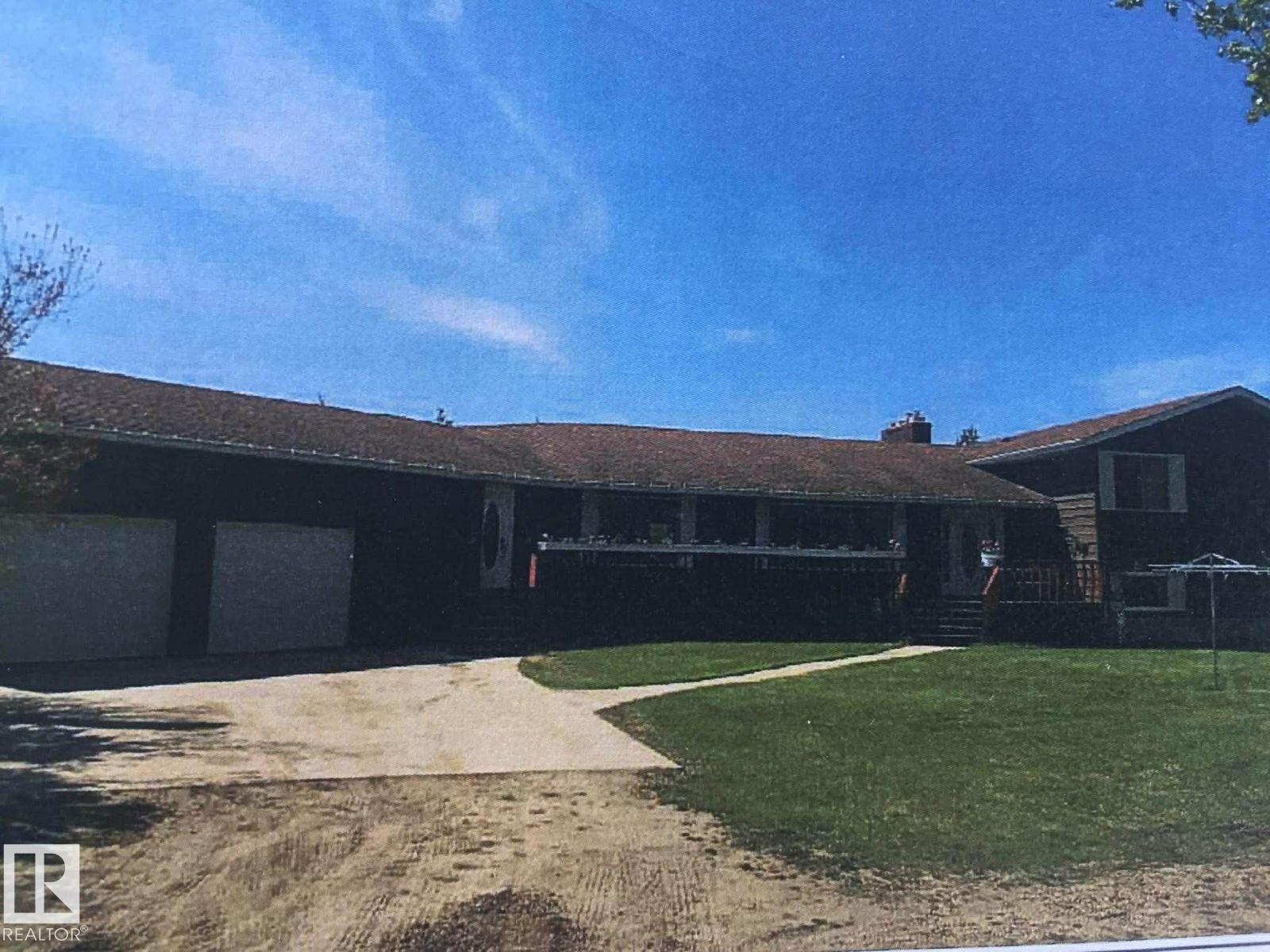 25103 Twp Road 552, Rural Sturgeon County, Alberta  T8R 2C3 - Photo 2 - E4427984