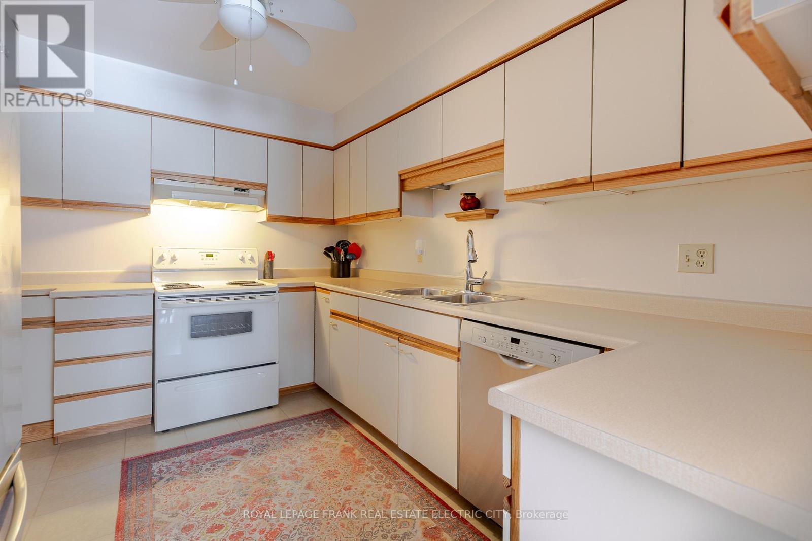 203 - 2185 Walker Avenue, Peterborough, Ontario  K9L 1T6 - Photo 18 - X12966366