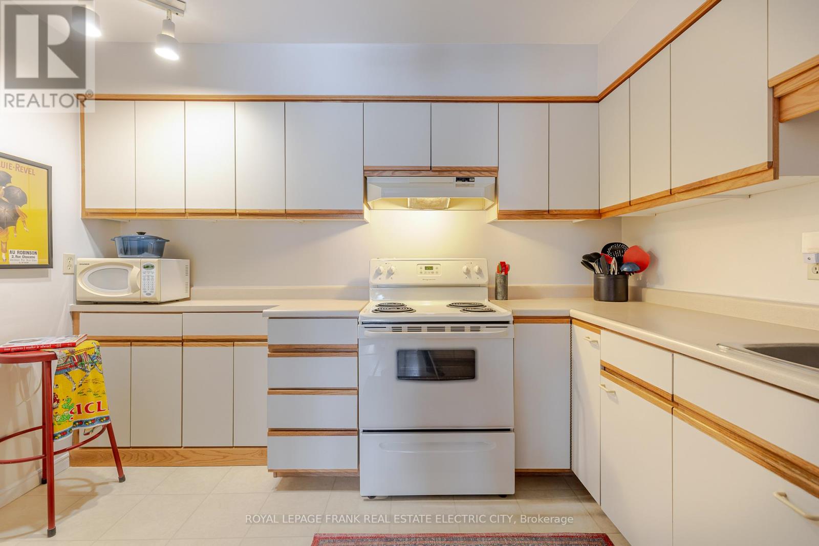 203 - 2185 Walker Avenue, Peterborough, Ontario  K9L 1T6 - Photo 19 - X12966366