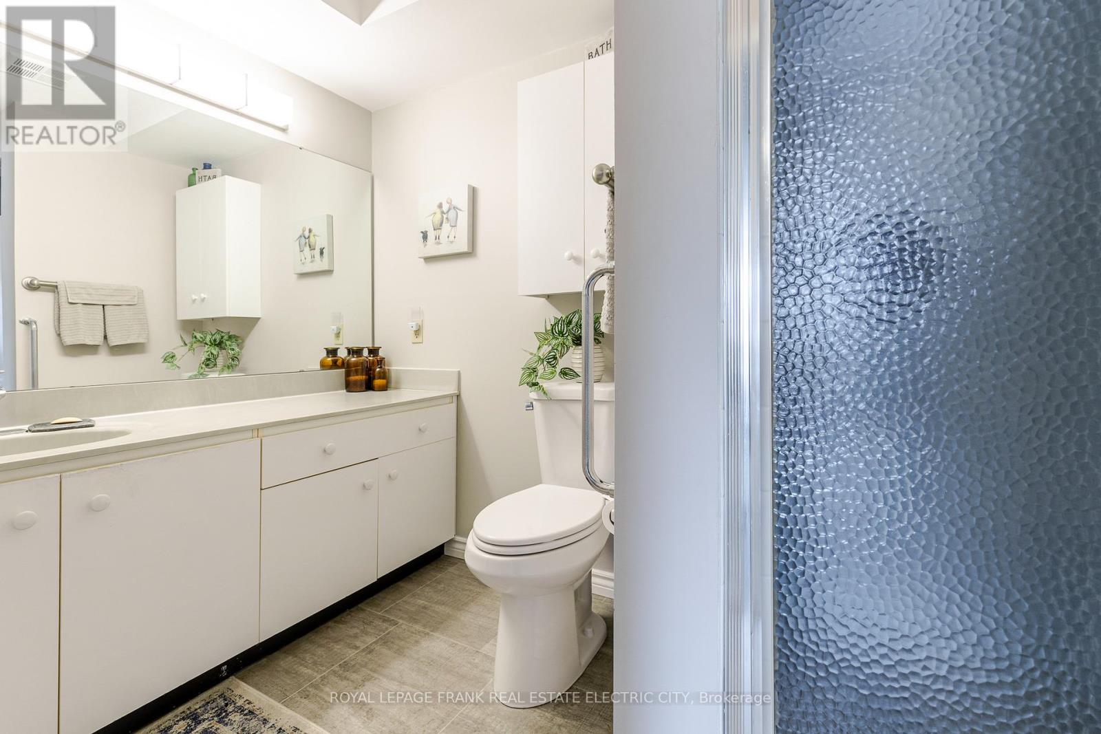 203 - 2185 Walker Avenue, Peterborough, Ontario  K9L 1T6 - Photo 35 - X12966366