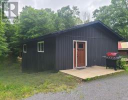 7760 CANOE LAKE ROAD, Frontenac, Ontario