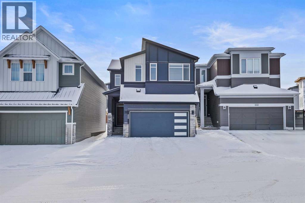 229 Calhoun Crescent NE, Calgary, Alberta