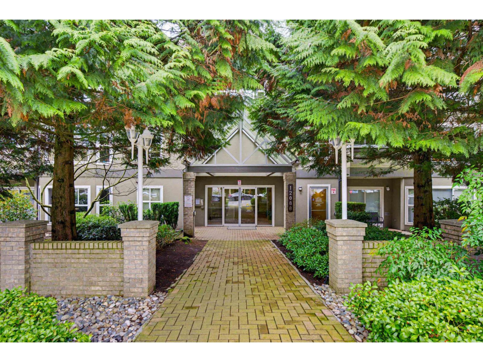 303 12088 66 Avenue, Surrey, British Columbia  V3W 1Z9 - Photo 2 - R3107185