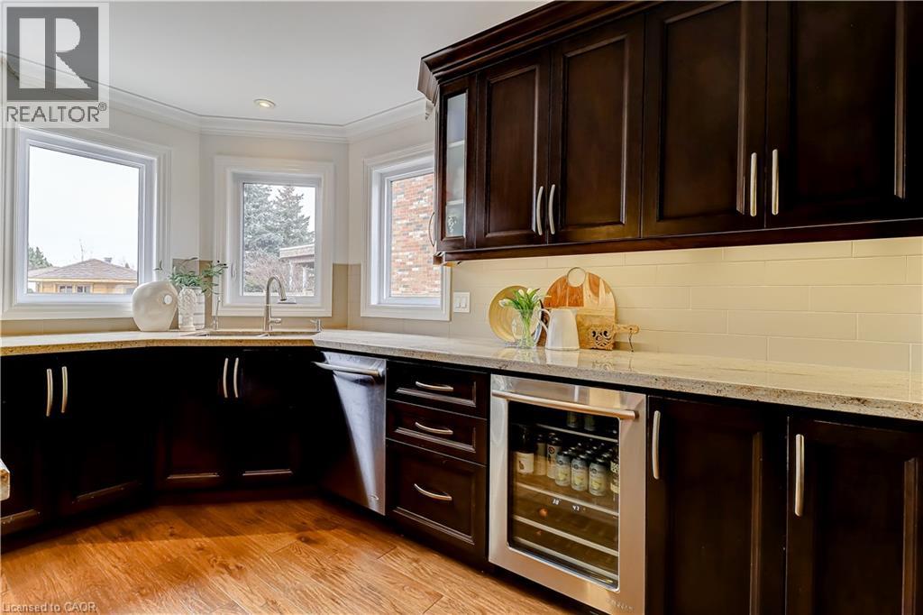 2444 Towne Boulevard, Oakville, Ontario  L6H 5X6 - Photo 10 - 40816337