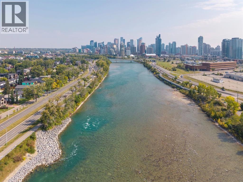 1727 Bowness Road NW, Calgary, Alberta  T2N 3K3 - Photo 3 - A2299284