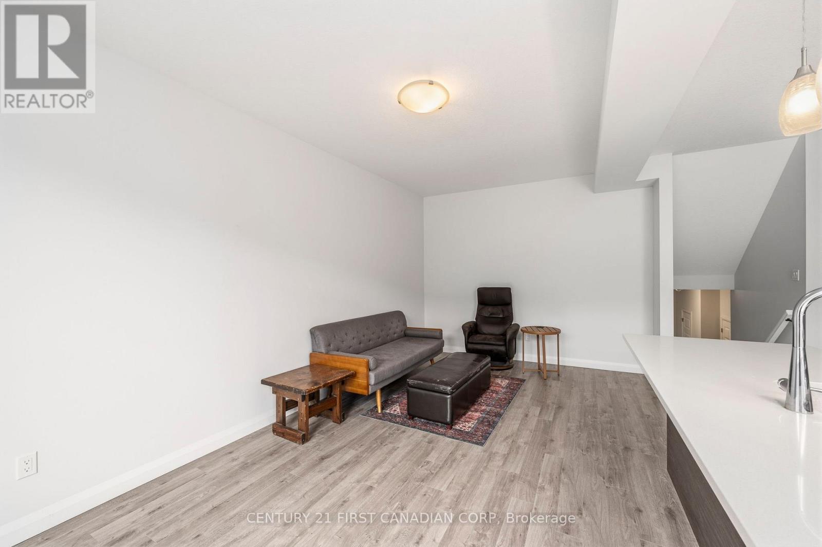 8 - 819 Kleinburg Drive, London North, Ontario  N5X 0N6 - Photo 9 - X12966168