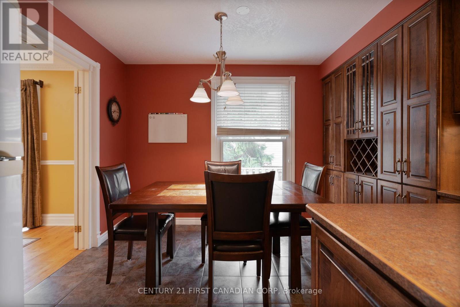 327 Everglade Crescent, London North, Ontario  N6H 4M7 - Photo 14 - X12966182