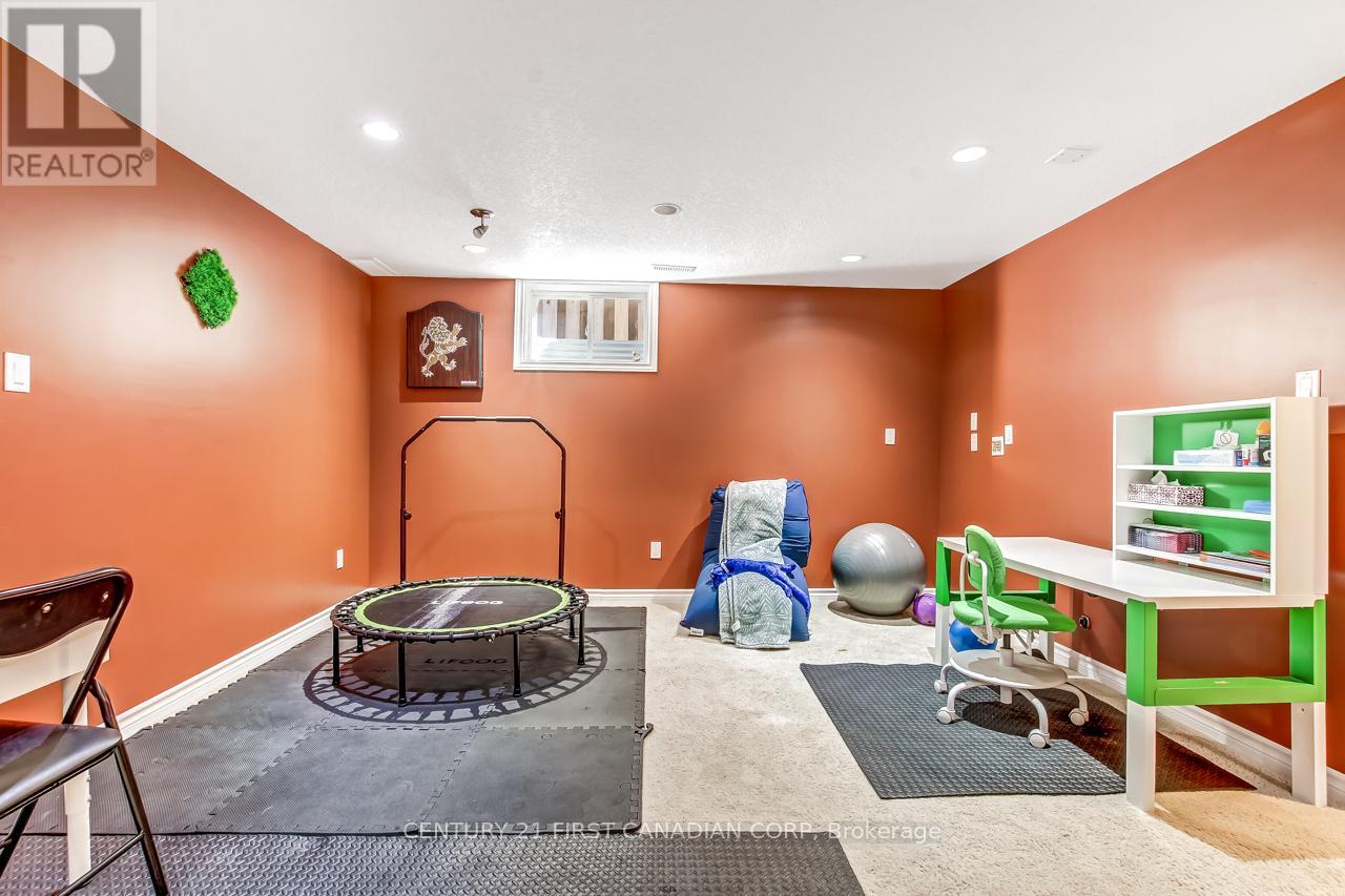 3190 Pomeroy Lane, London South, Ontario  N6P 1V7 - Photo 29 - X12966390