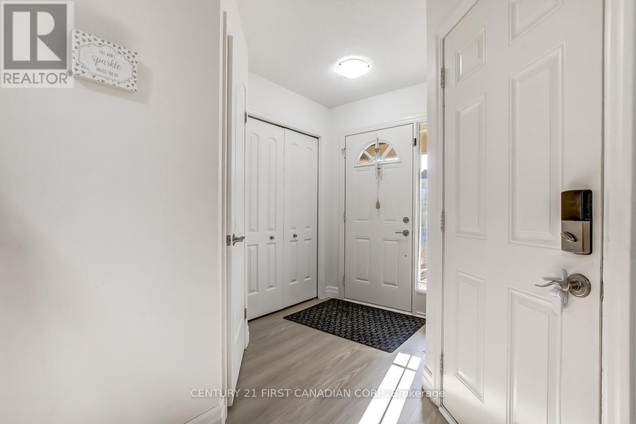 3190 Pomeroy Lane, London South, Ontario  N6P 1V7 - Photo 5 - X12966390