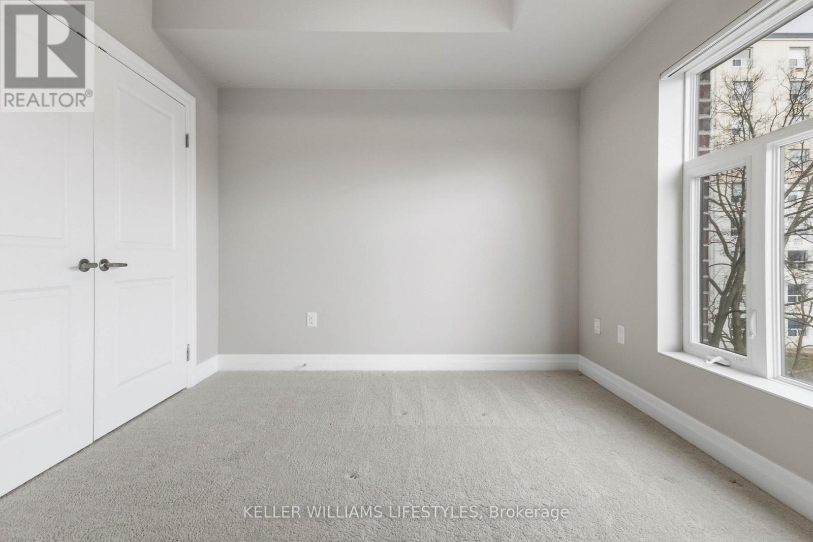 305 - 89 Ridout Street S, London South, Ontario  N6C 3X2 - Photo 37 - X12966440