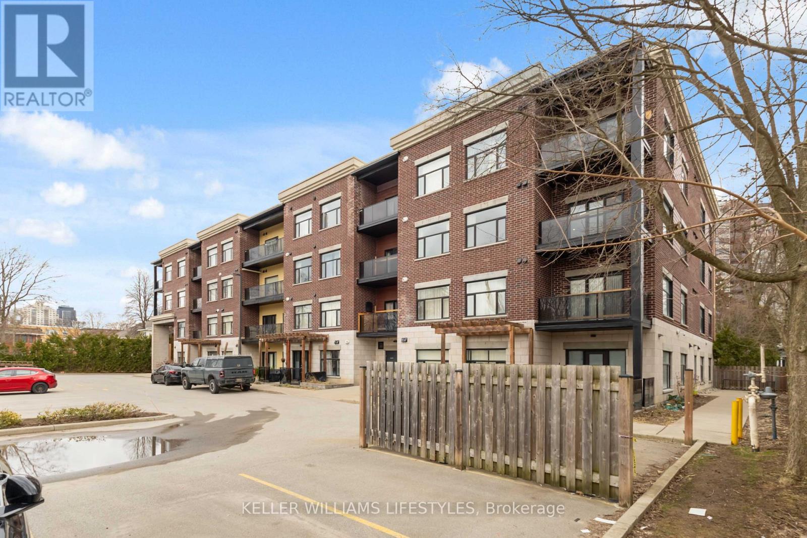 305 - 89 Ridout Street S, London South, Ontario  N6C 3X2 - Photo 41 - X12966440