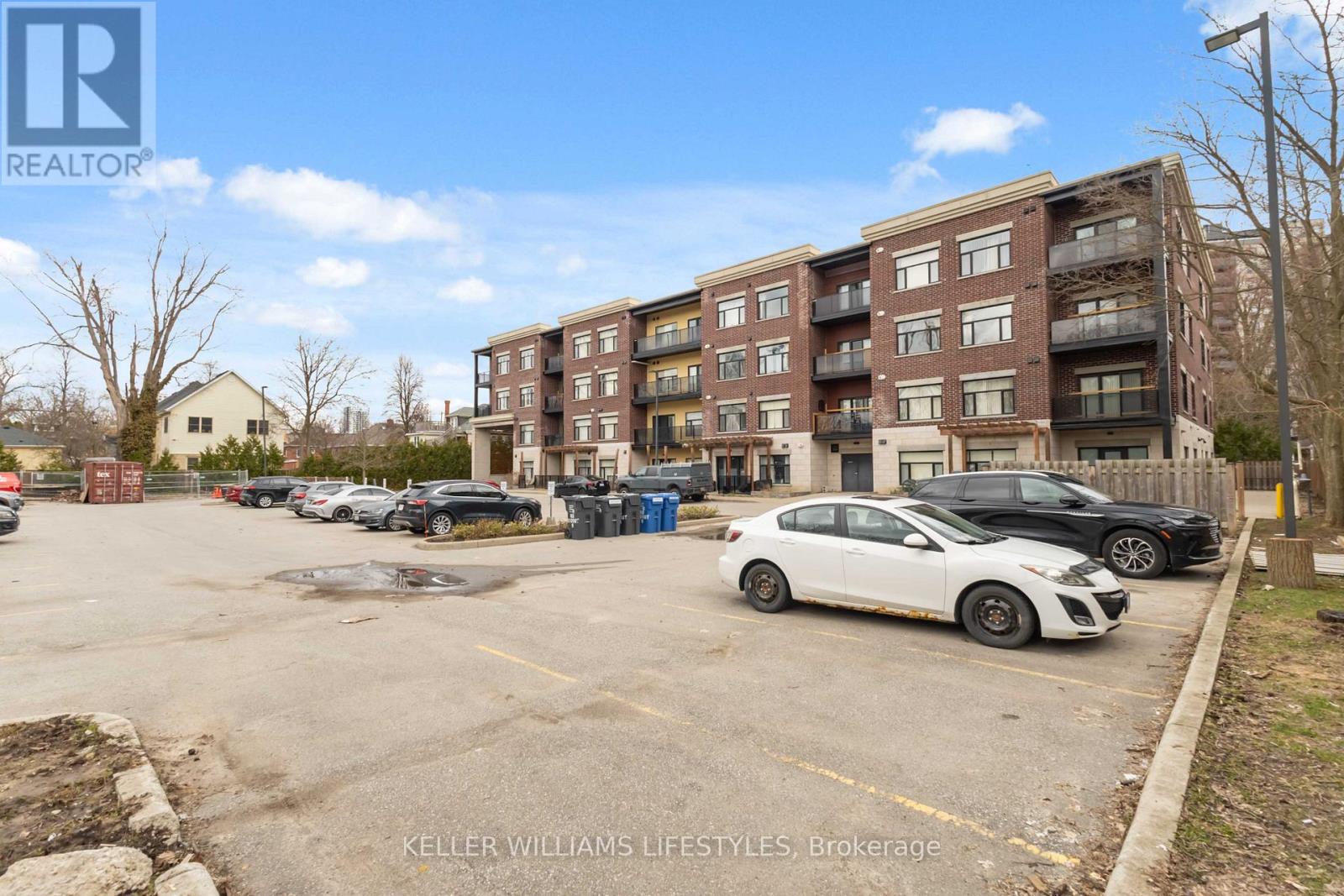 305 - 89 Ridout Street S, London South, Ontario  N6C 3X2 - Photo 42 - X12966440