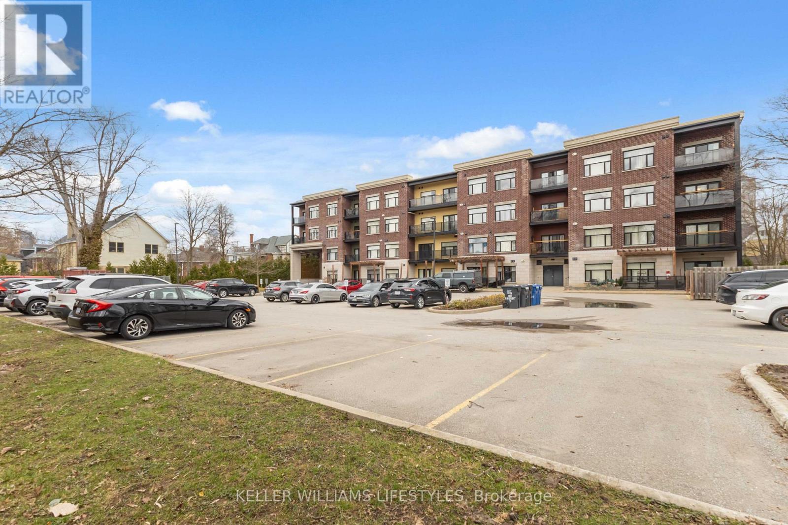 305 - 89 Ridout Street S, London South, Ontario  N6C 3X2 - Photo 44 - X12966440