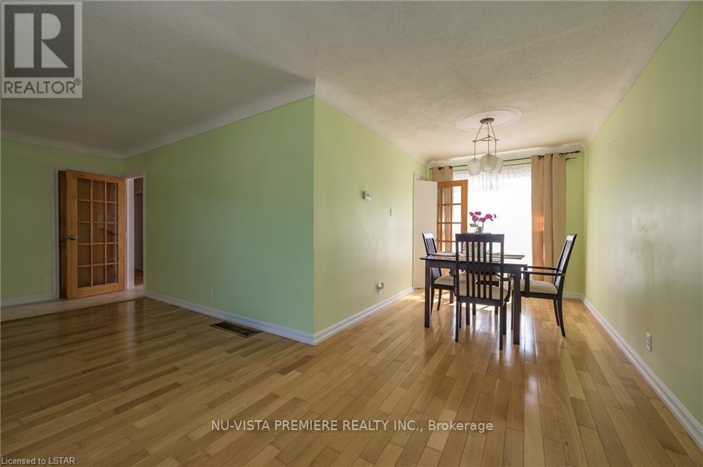 230 Burlington Street, London South, Ontario  N5Z 3W4 - Photo 4 - X12966484