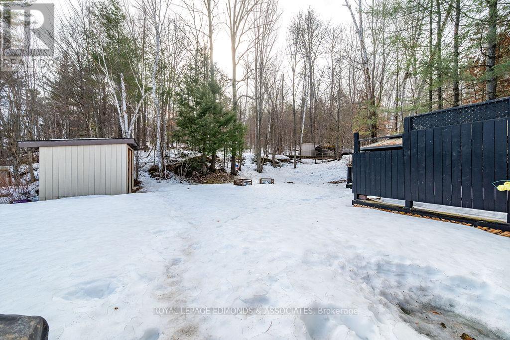 65 Armstrong Road, Petawawa, Ontario  K8H 2S2 - Photo 10 - X12966194