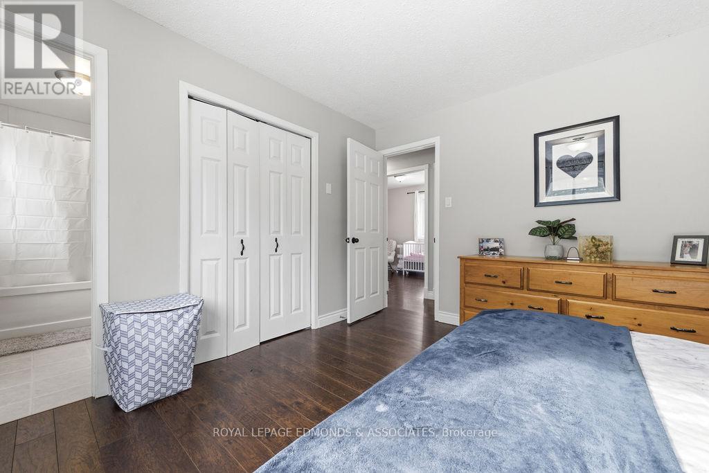 65 Armstrong Road, Petawawa, Ontario  K8H 2S2 - Photo 23 - X12966194