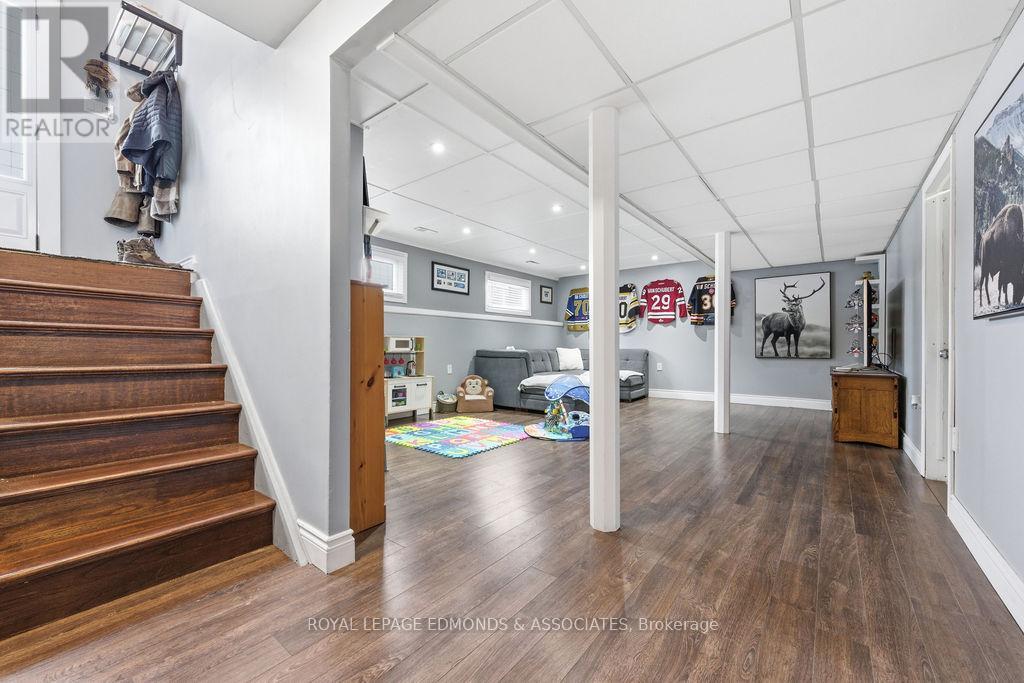 65 Armstrong Road, Petawawa, Ontario  K8H 2S2 - Photo 29 - X12966194