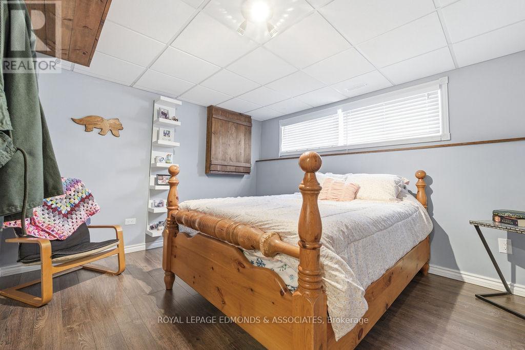 65 Armstrong Road, Petawawa, Ontario  K8H 2S2 - Photo 36 - X12966194