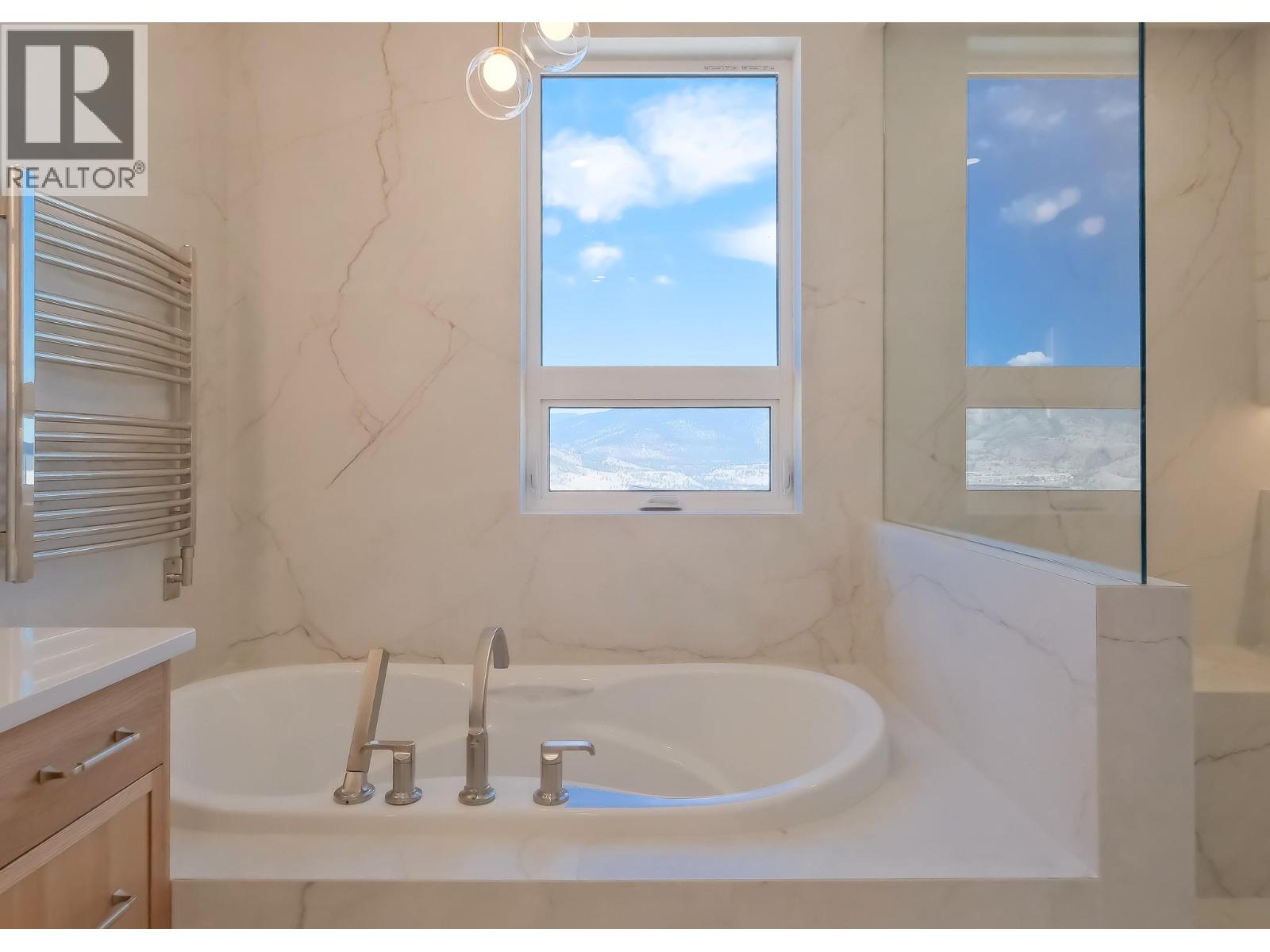 3331 EVERGREEN Drive Unit# 106 Penticton Photo 24