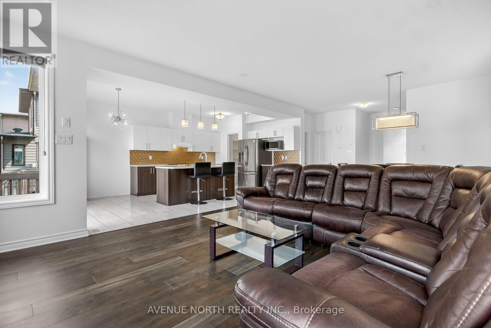 110 Dun Skipper Drive, Ottawa, Ontario  K1X 0G1 - Photo 16 - X12966170